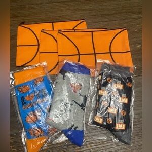 Amazon brand  lot of 3 boy basketball socks and 3 pencil pouch